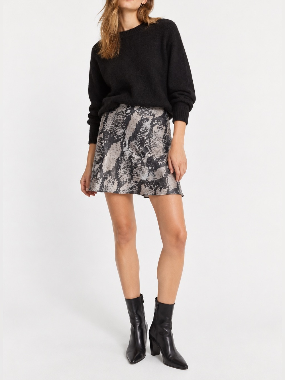 H&M Women’s Satiny Flared Skirt Size XS